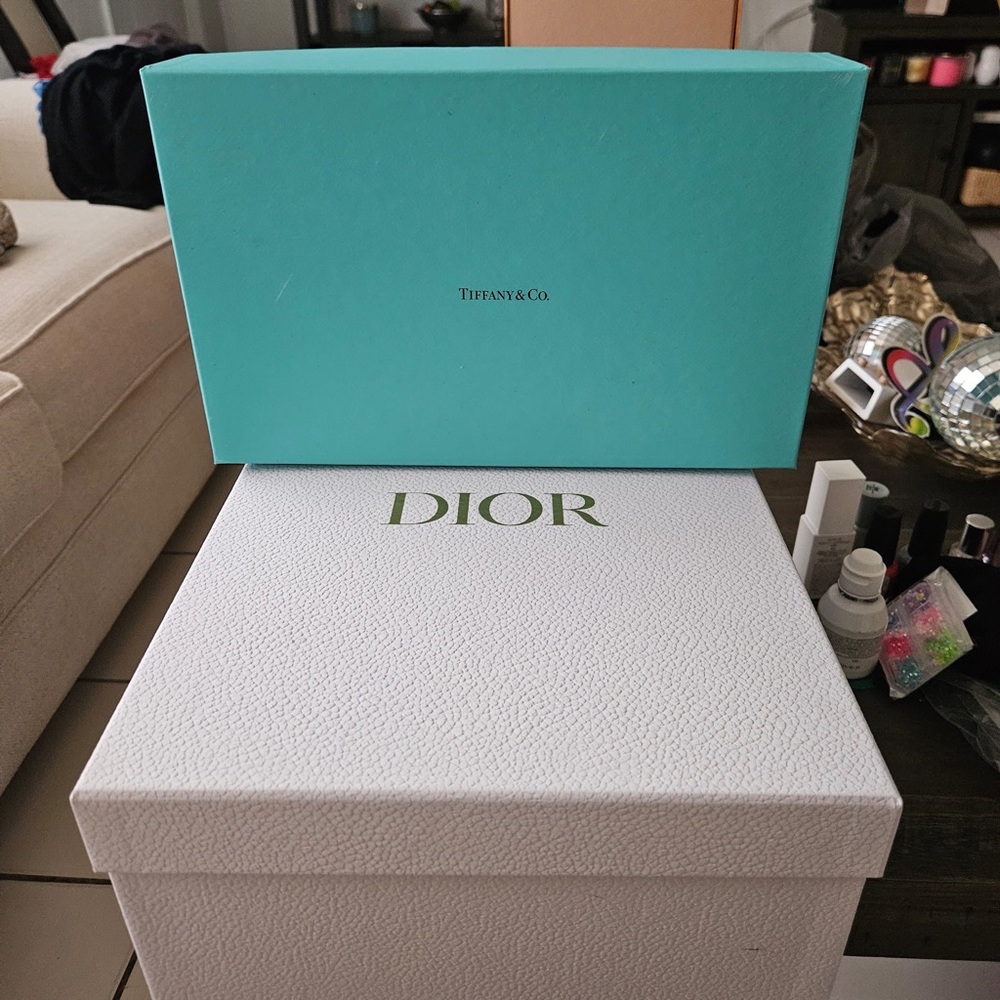 Tiffany & Co shoe box